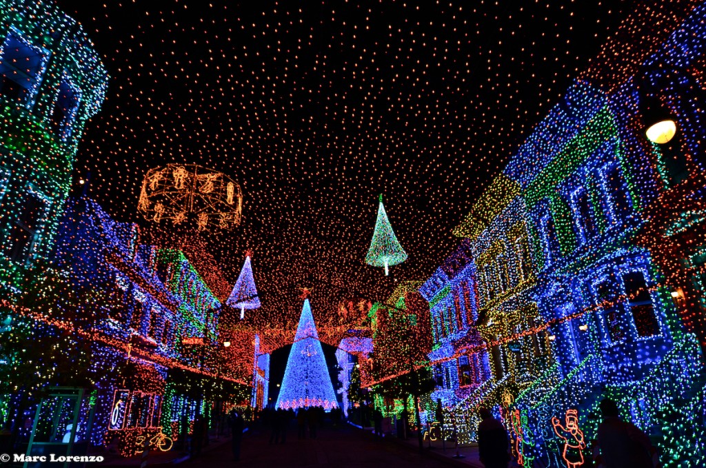 Orborne Spectacle of Dancing Lights